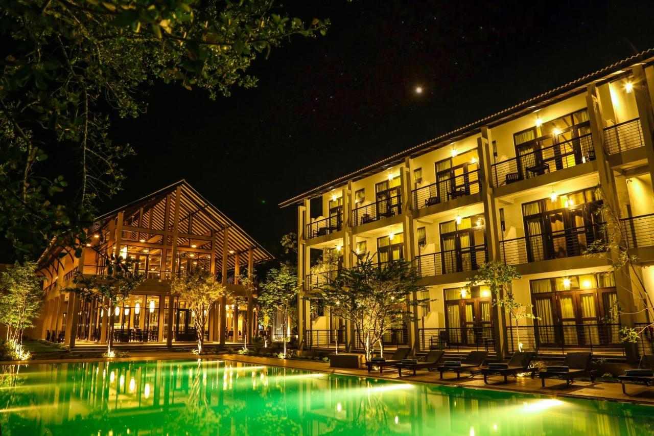 Oak Ray Wild Yala Hotel Tissamaharama Exterior photo